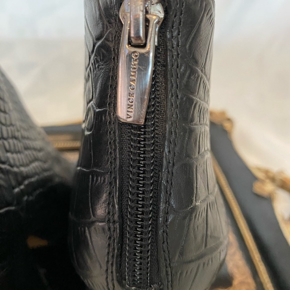 Vince Camuto Crock Embossed,Leather Ankle VFront boots,Zipper, 3.5”heels,Size 7M - Picture 14 of 17